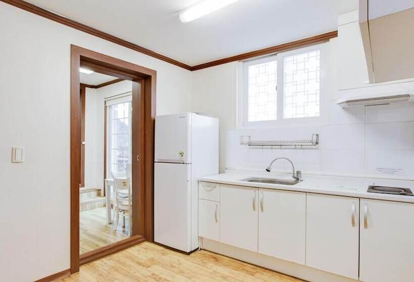 Namhae Mongdol Beach Pension