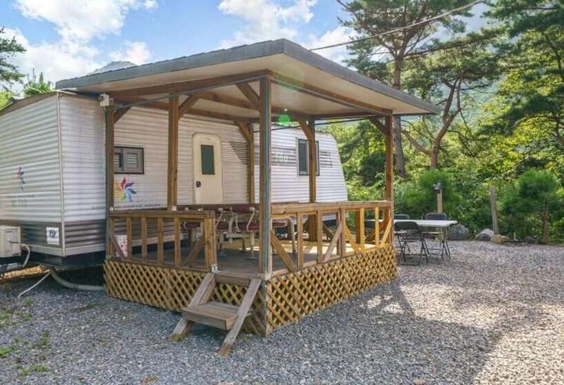 Pensão Danyang Pine Caravan Camping