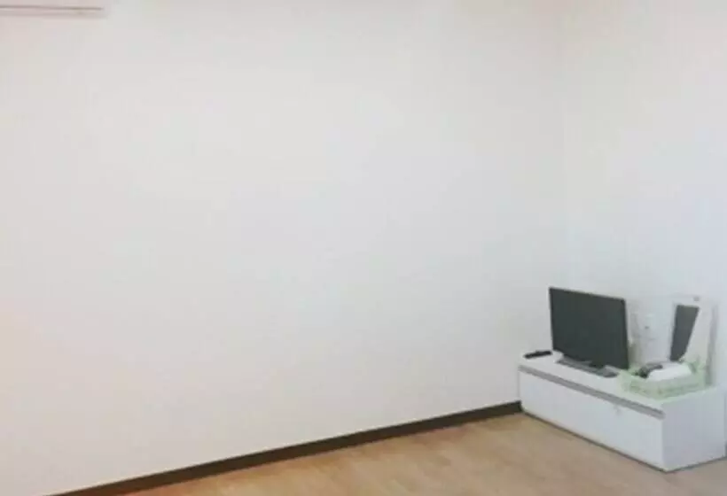 پانسیون Gangneung The Swimpyo Guest House