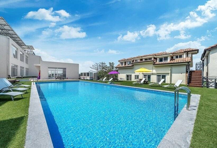 Pension Goseong Maple Kids&spa&poolivilla