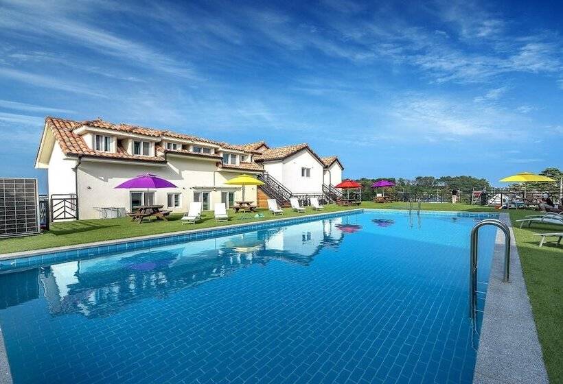 Pension Goseong Maple Kids&spa&poolivilla