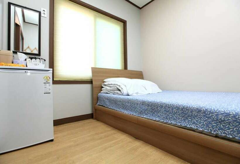 פנסיון Jeju Ever Guest House