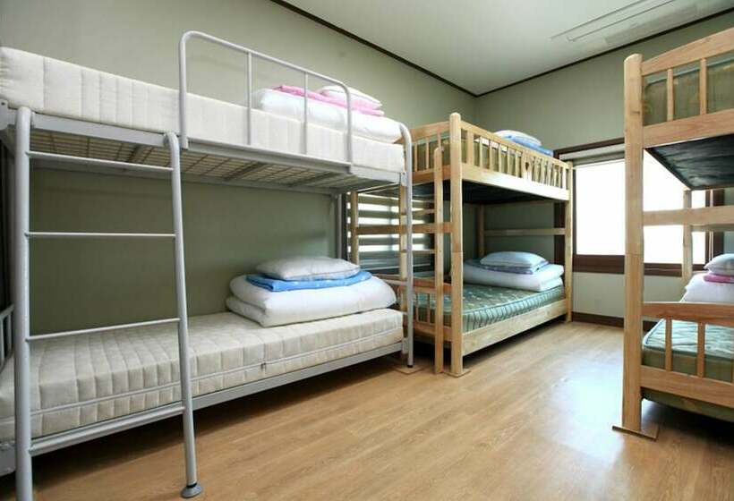 פנסיון Jeju Ever Guest House