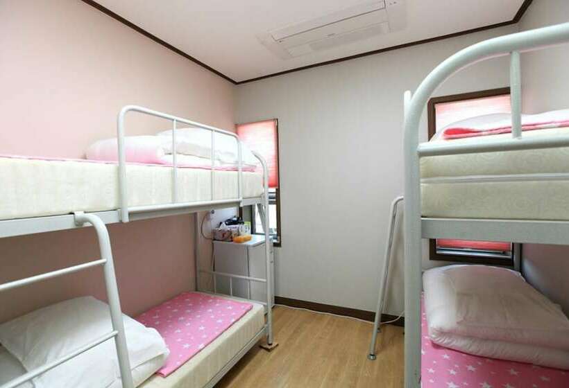 פנסיון Jeju Ever Guest House