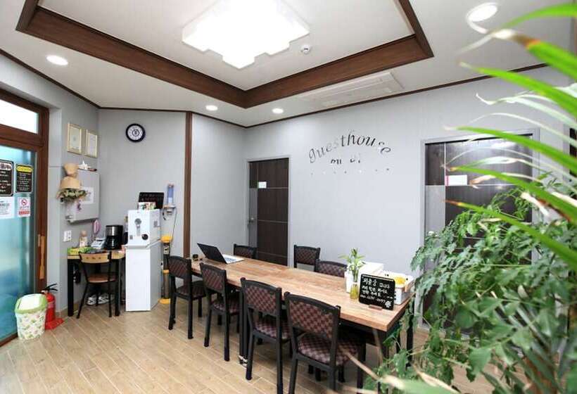 פנסיון Jeju Ever Guest House