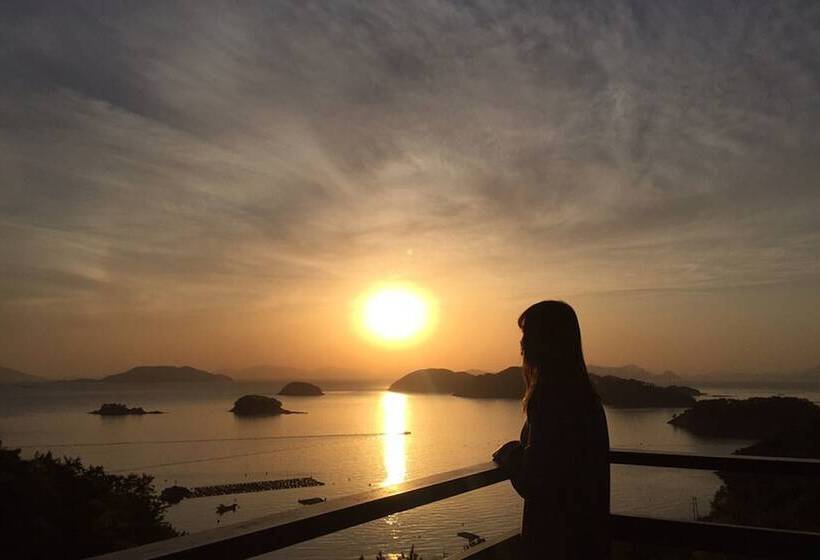 پانسیون Tongyeong Ara Guest House