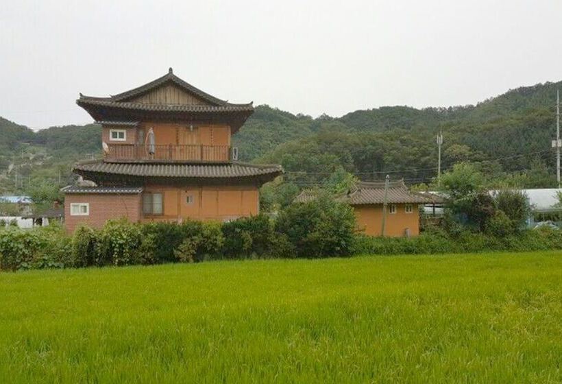 Pensione Yangpyeong Jangsu Village Hanok Stay