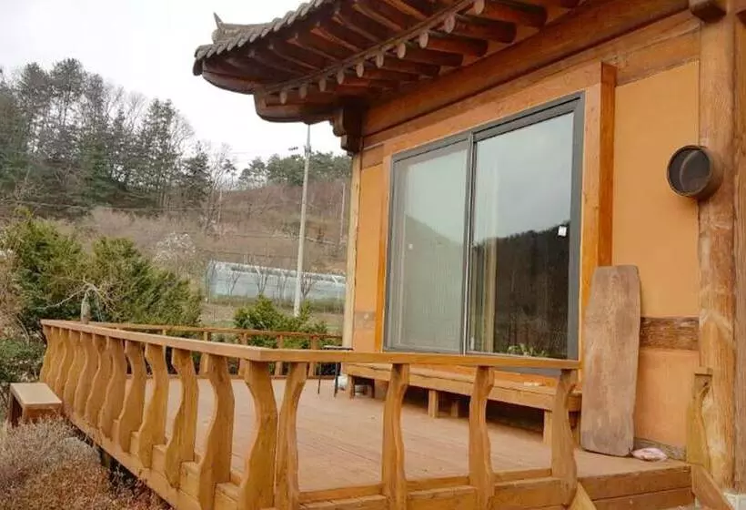 ペンション Yangpyeong Jangsu Village Hanok Stay