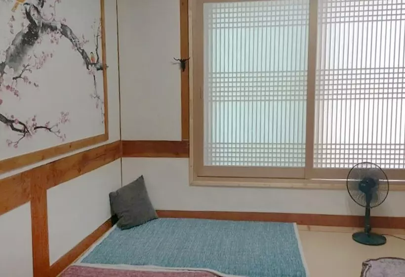 ペンション Yangpyeong Jangsu Village Hanok Stay