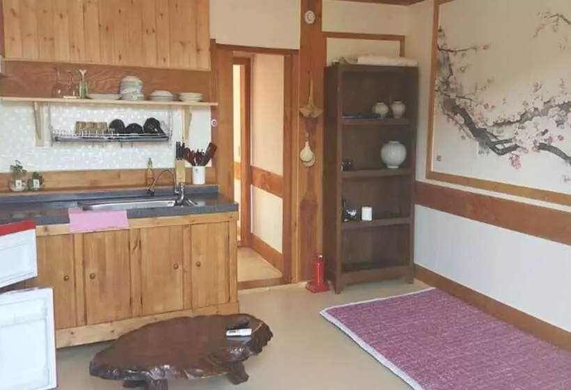 ペンション Yangpyeong Jangsu Village Hanok Stay