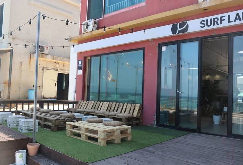 Pensió Yangyang Surf Lab