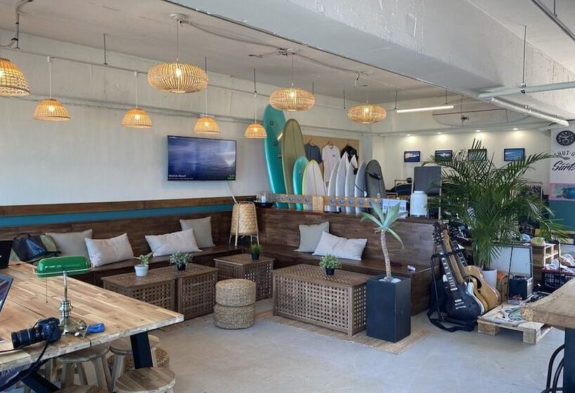 Pensió Yangyang Surf Lab