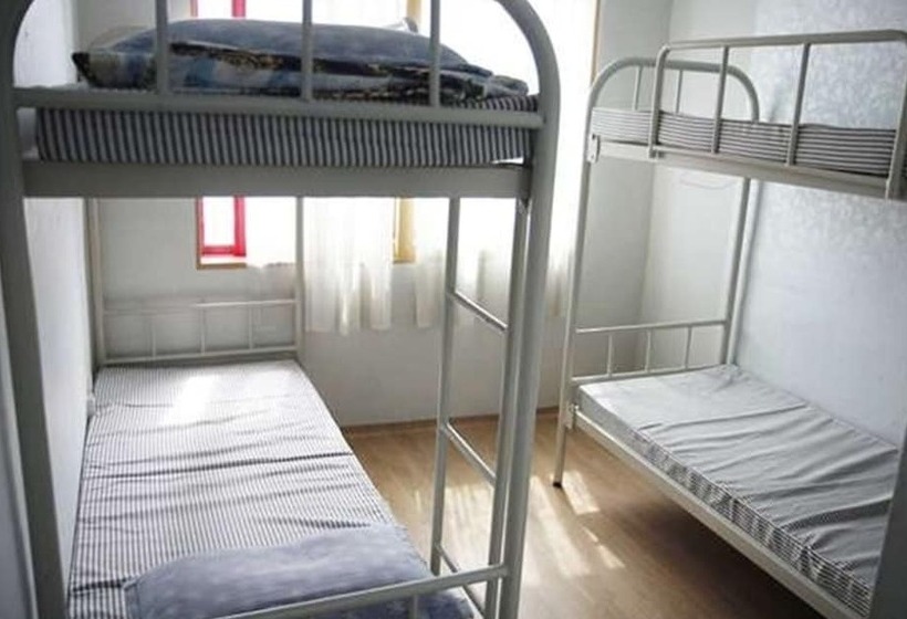 Pensió Yangyang Surf Lab