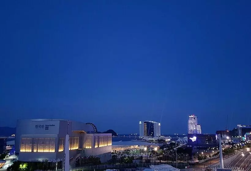 ペンション Yeosu Train And Ocean Guest House