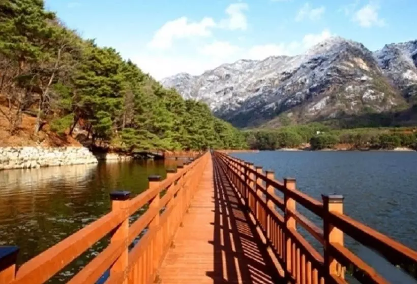 Pocheon Sanulrim Pension