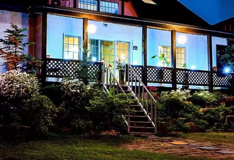 Pocheon White House Pension