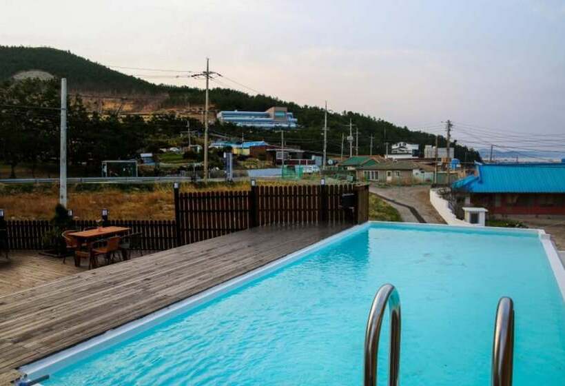Pohang Secret Park Pension