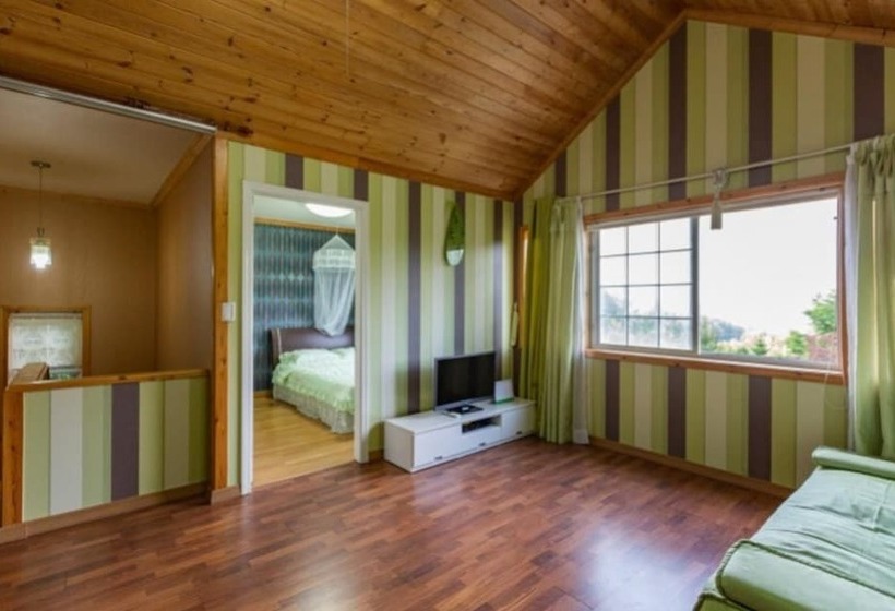 Pyeongchang Healing Hasigae Dog Pension