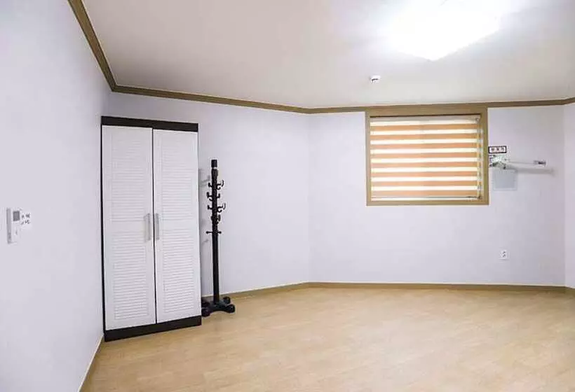 Samcheok Nolja Pension