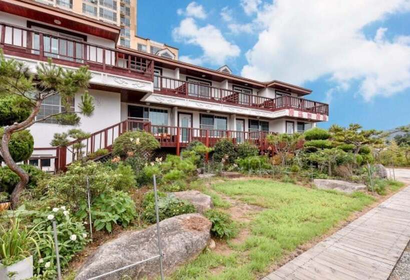 Sancheong Sunrise Morning Pension