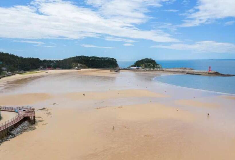 Taean Manripo Picnic Pension