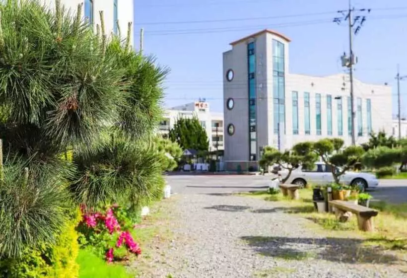 Taean Yeonpo 2020 Pension