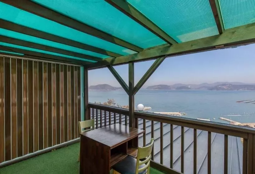 Yeosu Geumodo Geumpa Pension