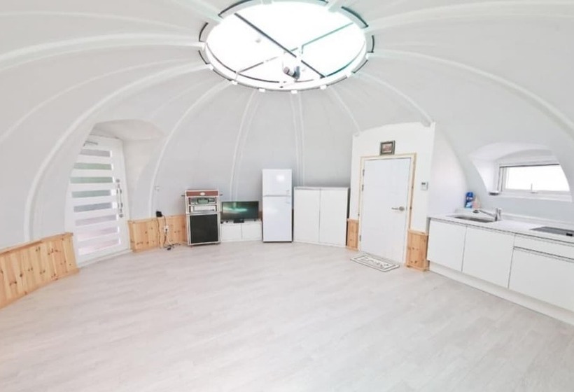 Yesan Sanmaru Pension