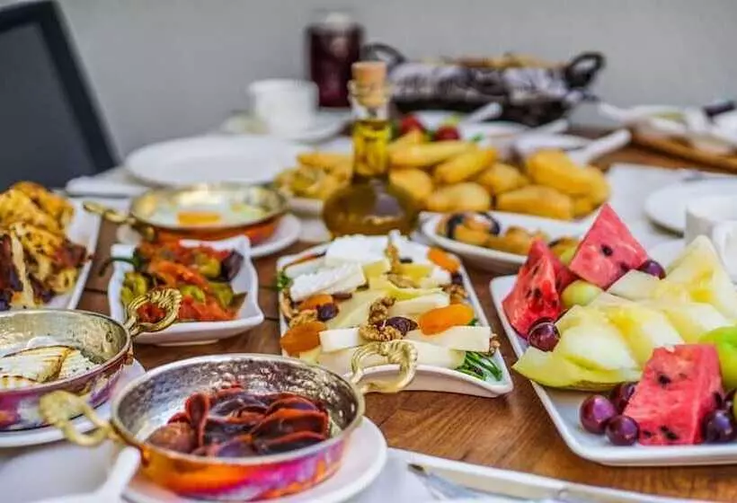 Cunda Rota Garden Otel