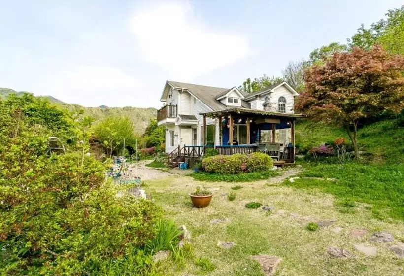 Geumsan Riverville Pension
