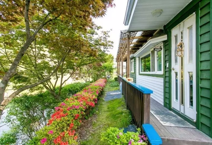 Geumsan Riverville Pension