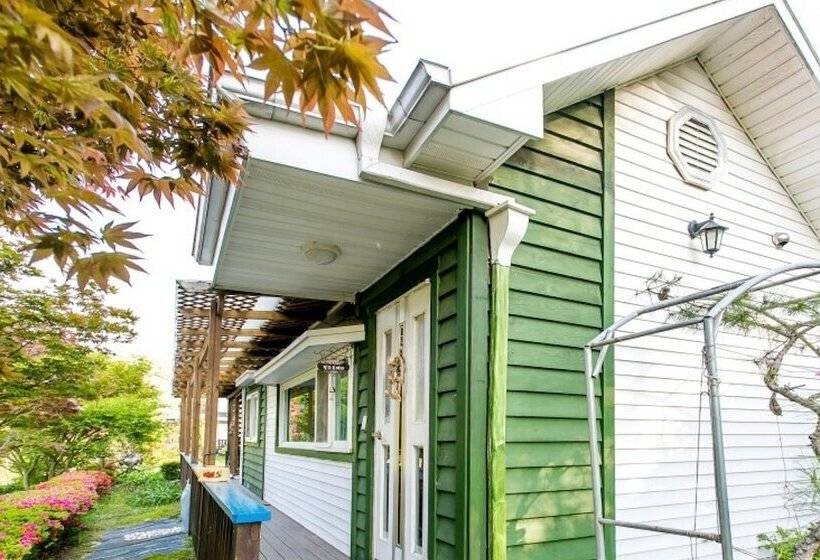 Geumsan Riverville Pension