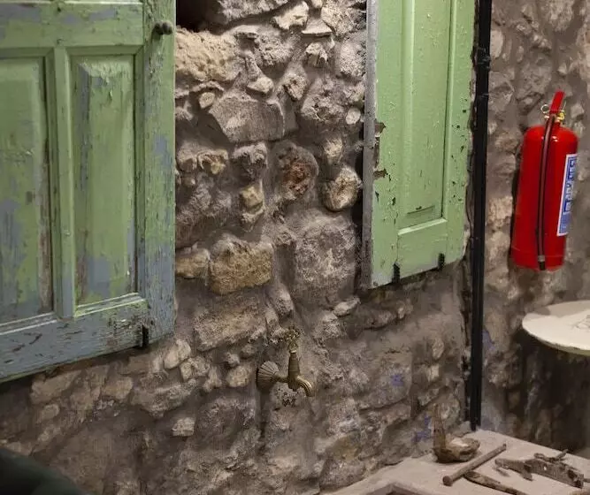 ホテル Avlulu Konak Kucukkoy