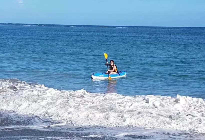 Hotelli Coconut Paradise Beach