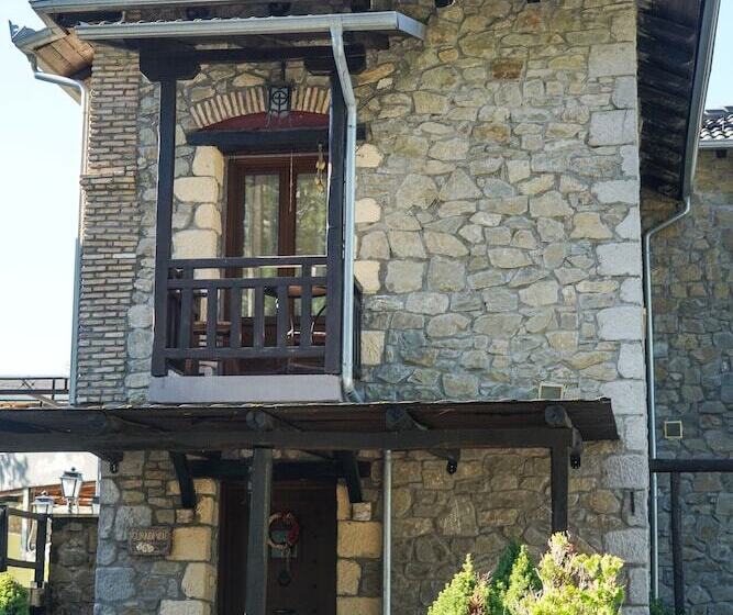 בית מלון כפרי Pindos Resort