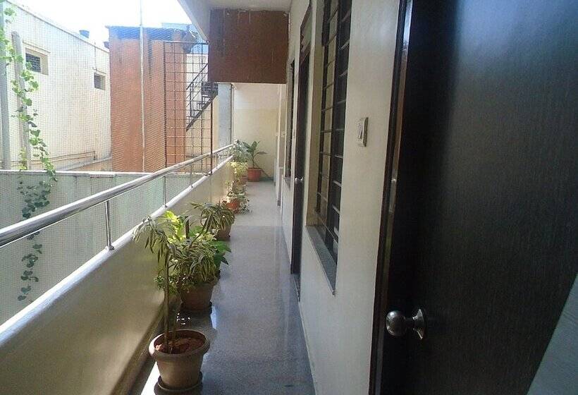 فندق Sai Ram Residency