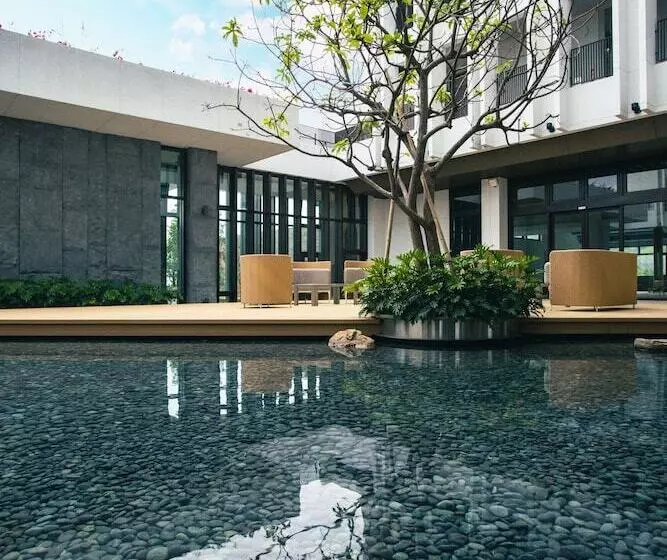 هتل Samiling Resort