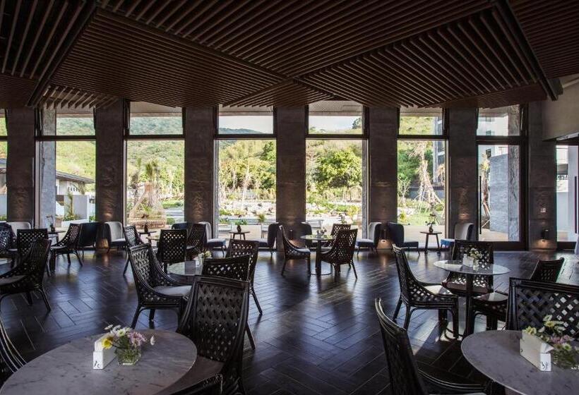 هتل Samiling Resort