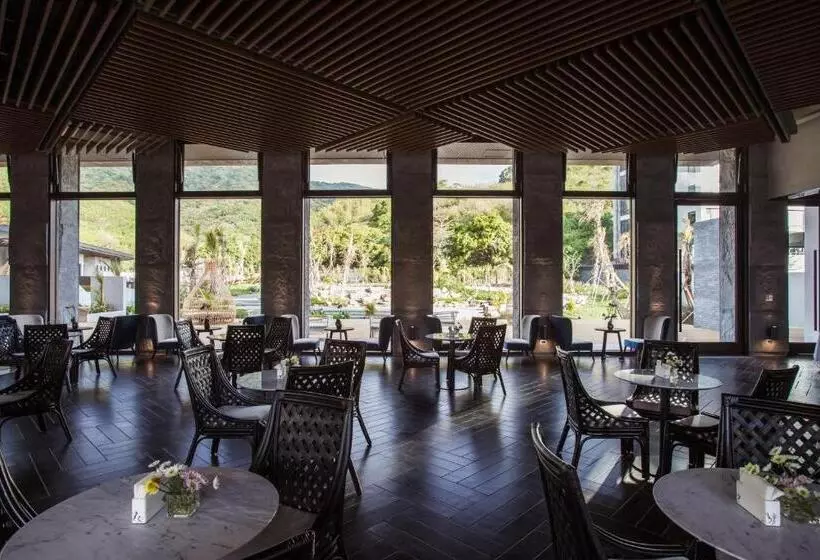 هتل Samiling Resort