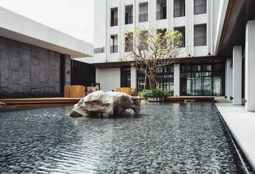 هتل Samiling Resort