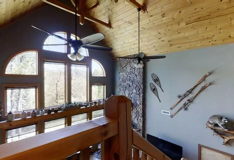 Kim S Cove Motorcycle Friendly Cabin Features Game Room By Redawning