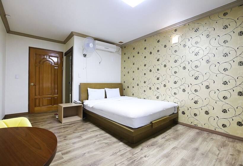 모텔 Buyeo Moonstone