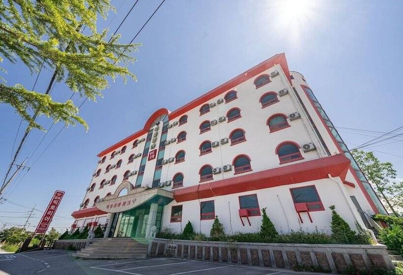 מוטל Gangneung Gyeongpodae Victoria