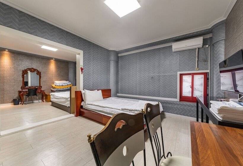 מוטל Gangneung Gyeongpodae Victoria