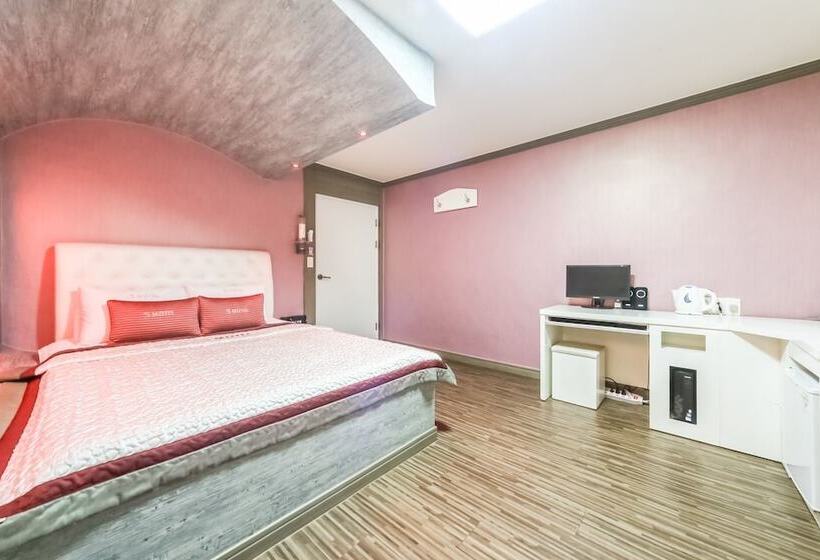 Motelli Gimhae Sambangdong S