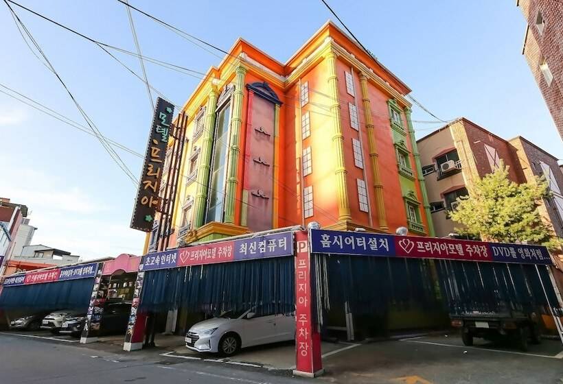 מוטל Gumi Wonpyeong Freesia