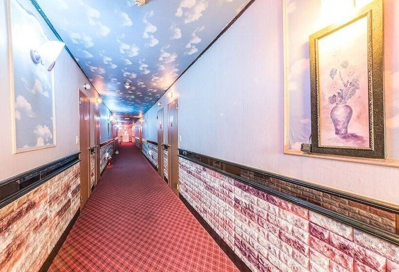 מוטל Paju Jayuro