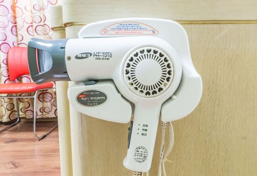 מוטל Paju Jayuro