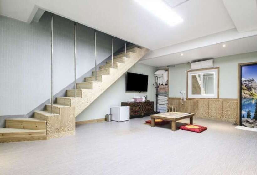 Мотель Sacheon Hall In One