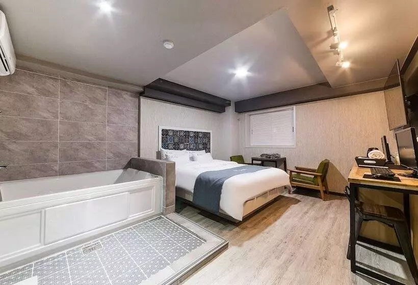 Motelli Suwon Yeongtong K